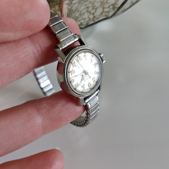 Vintage Wittnauer Watch - Picture 6 of 6
